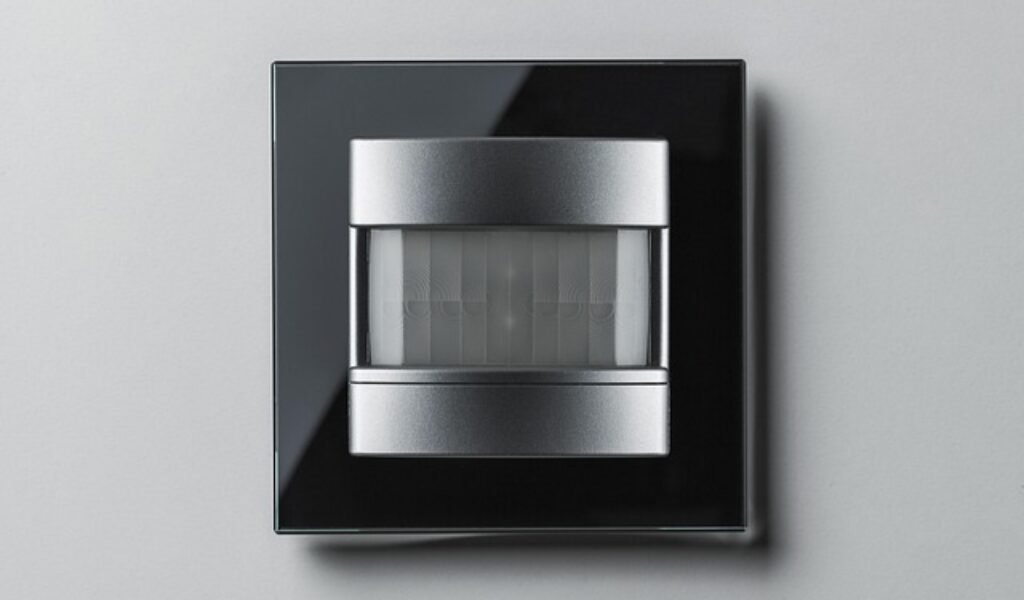 Pronósticos de Fútbol Hoy 06/12/2025 – Tips, Predicciones y Mejores Aciertos